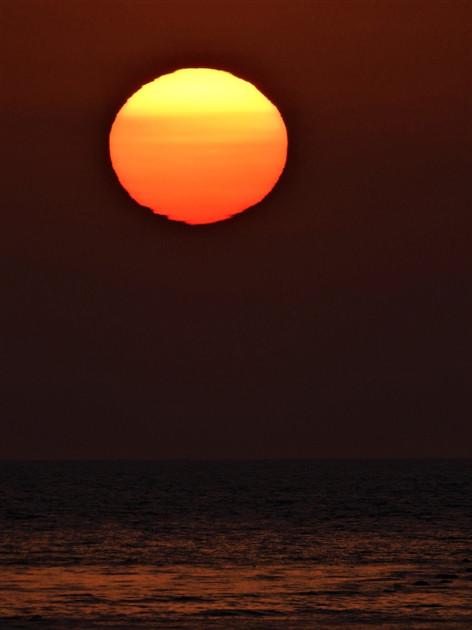 DSCN2219 (2)朝陽、大阪湾を望む淡路島国道２８号線洲本市炬口付近～、２０２１年３月１９日AM６：２０