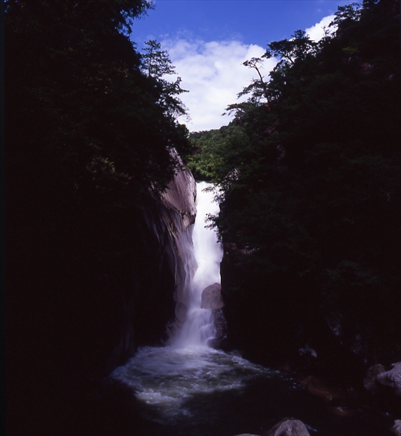 仙ヶ滝（山梨）（昇仙峡）日本の滝百選５７０ｘ