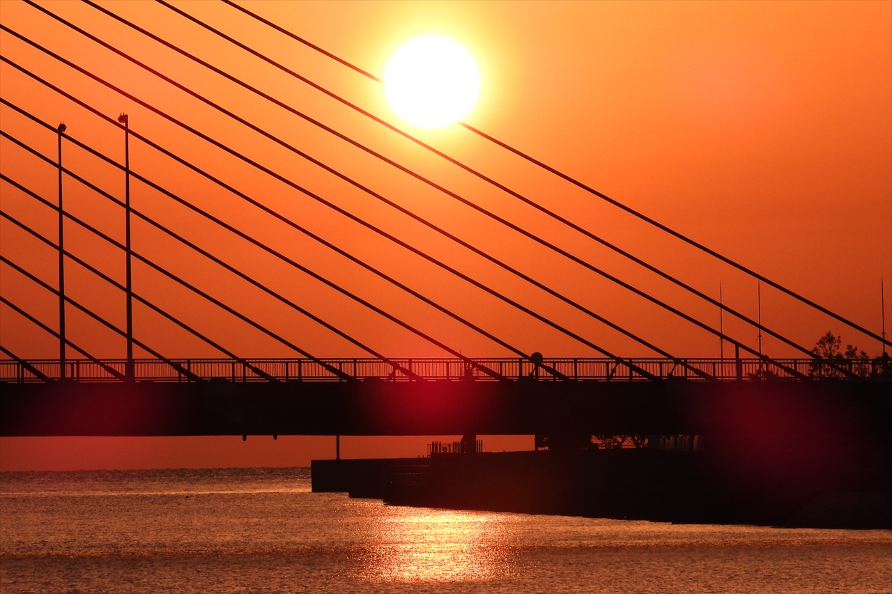 coコウノトリ大町 019洲浜橋（斜張橋）と昇陽２０２３年５月１０日AM５：１8